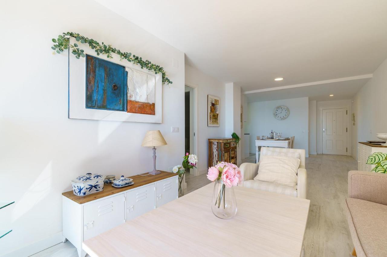 Malagasuite Living Coast פואנגירולה מראה חיצוני תמונה