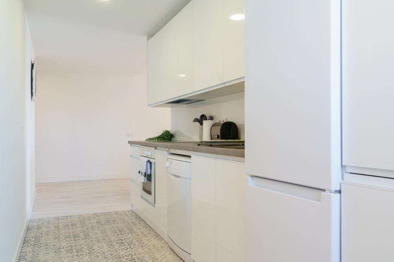 Malagasuite Living Coast פואנגירולה מראה חיצוני תמונה