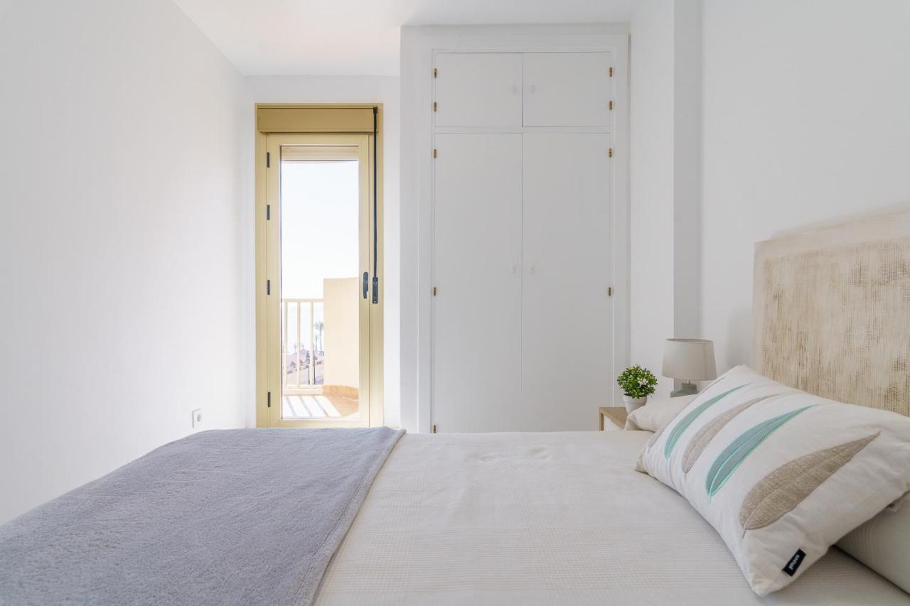 Malagasuite Living Coast פואנגירולה מראה חיצוני תמונה